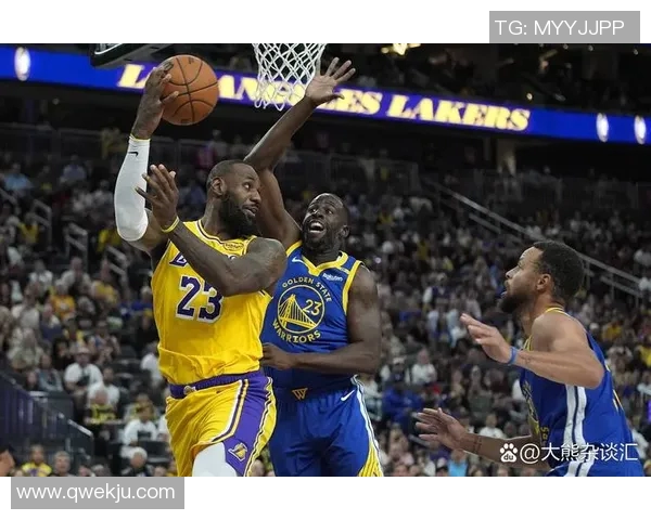 2016年湖人与勇士季前赛精彩对决回顾与分析